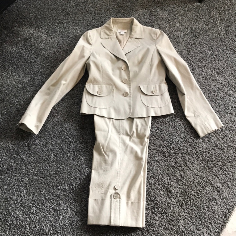 Anne Taylor suit